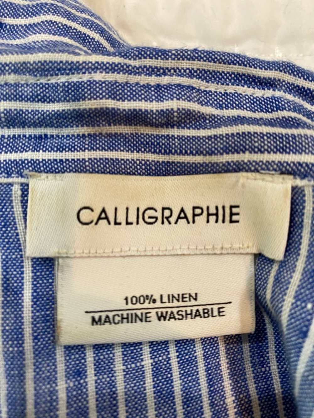 💯% Linen Tie-Hem Button Front Women's Top - Picture 3 of 4